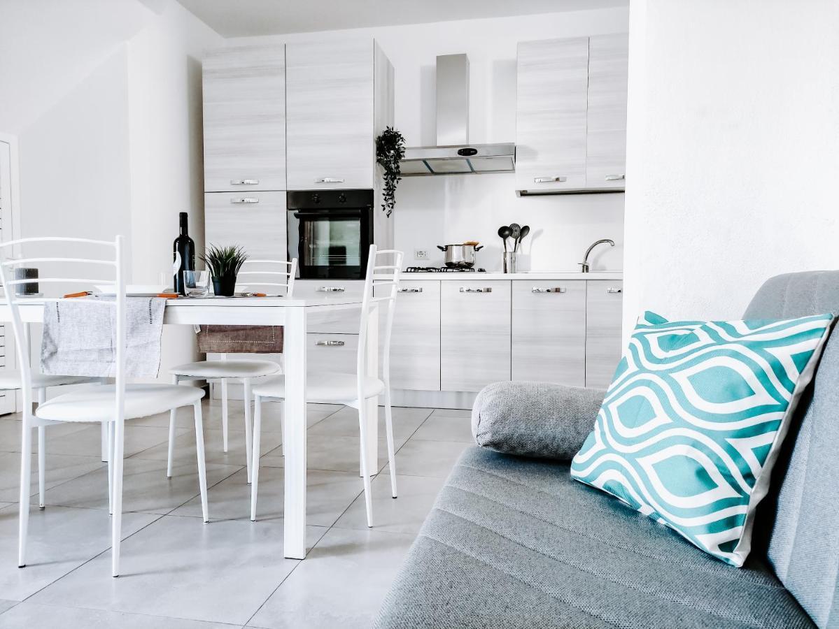 Diletta Apartment Tortolì Екстериор снимка