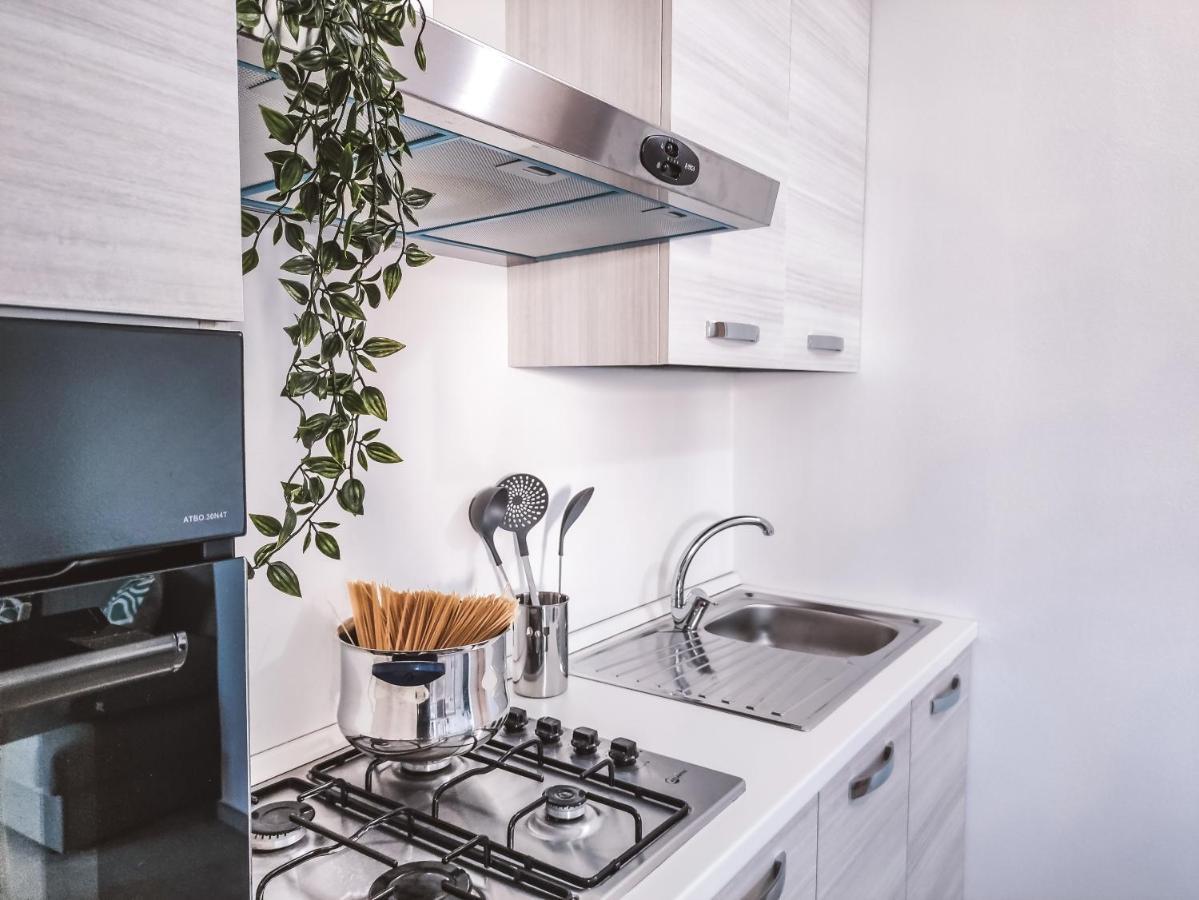 Diletta Apartment Tortolì Екстериор снимка
