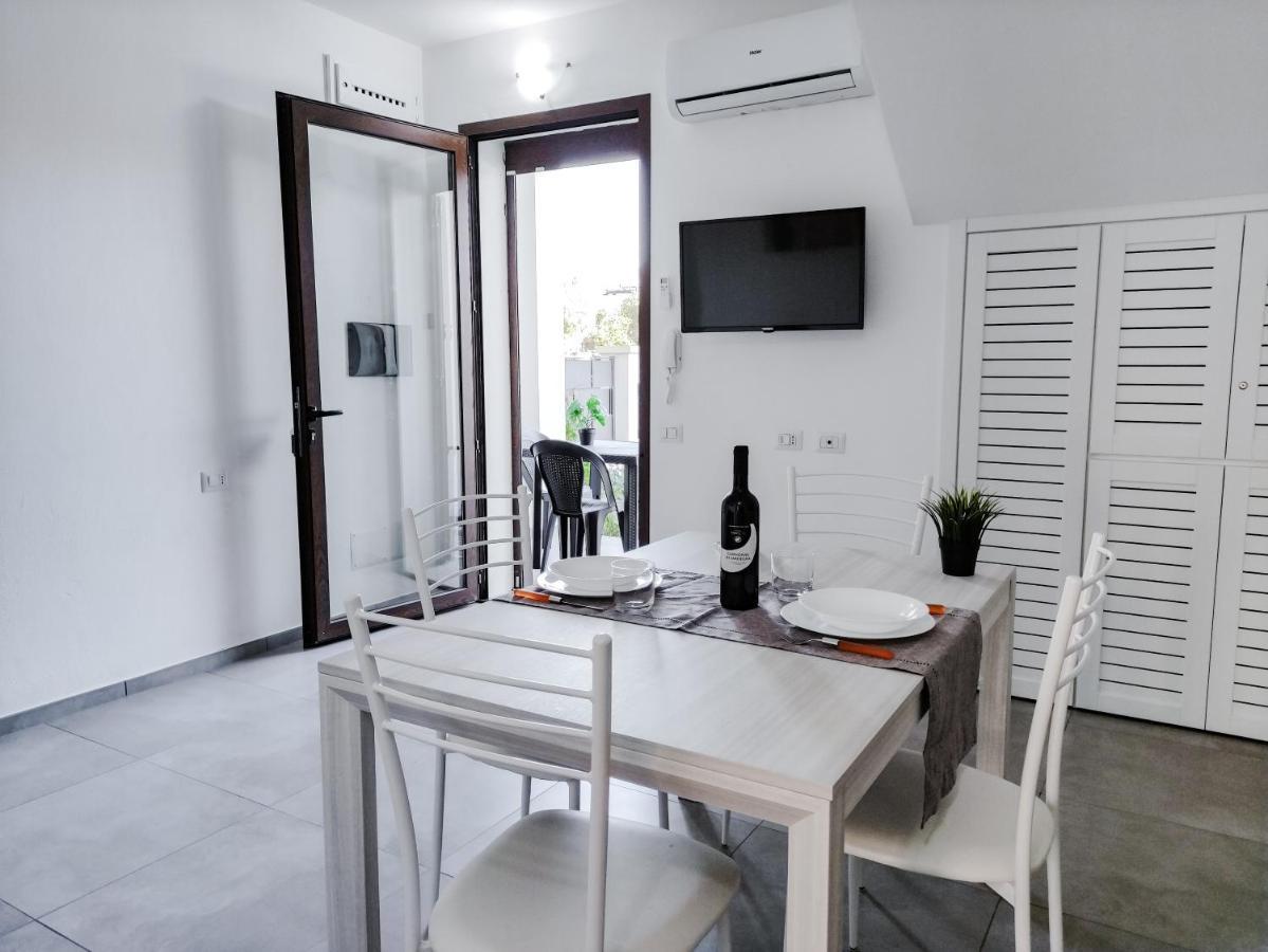 Diletta Apartment Tortolì Екстериор снимка